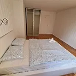 Habitación en casa particular Aadarsh Rom3, 10 Min Fra Oslo Airport Gjerdrum