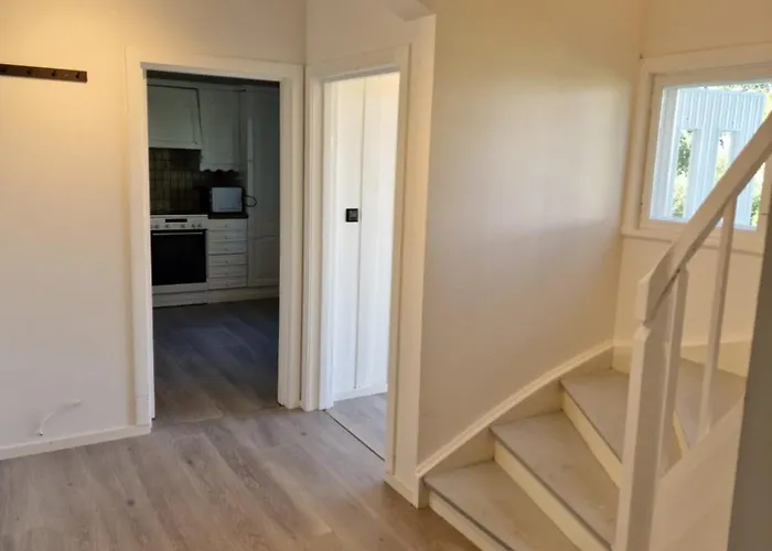 Aadarsh Rom3, 10 Min Fra Oslo Airport Quarto em Acomodações Particulares